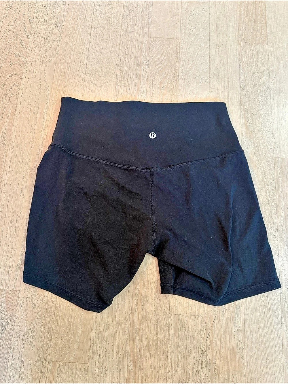 Lululemon Align High-Rise Short 6" Black Size 10